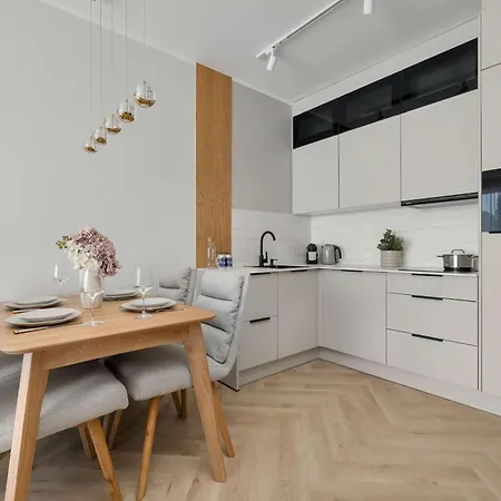 Διαμέρισμα Klimatyzowany Z Parkingiem We Wroclawiu By Renters Prestige Βρότσλαβ